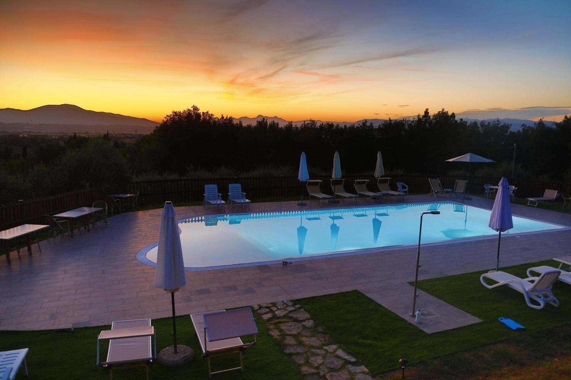 Agriturismo Cascina Cipressa San Romano  Екстериор снимка