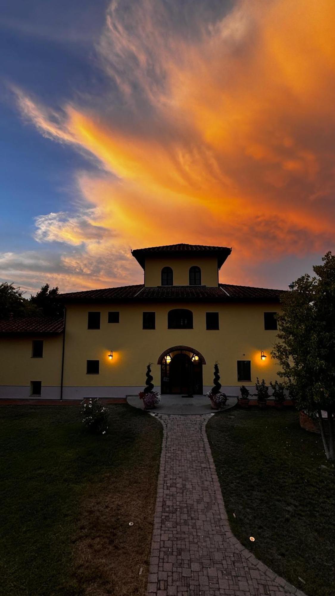Agriturismo Cascina Cipressa San Romano  Екстериор снимка